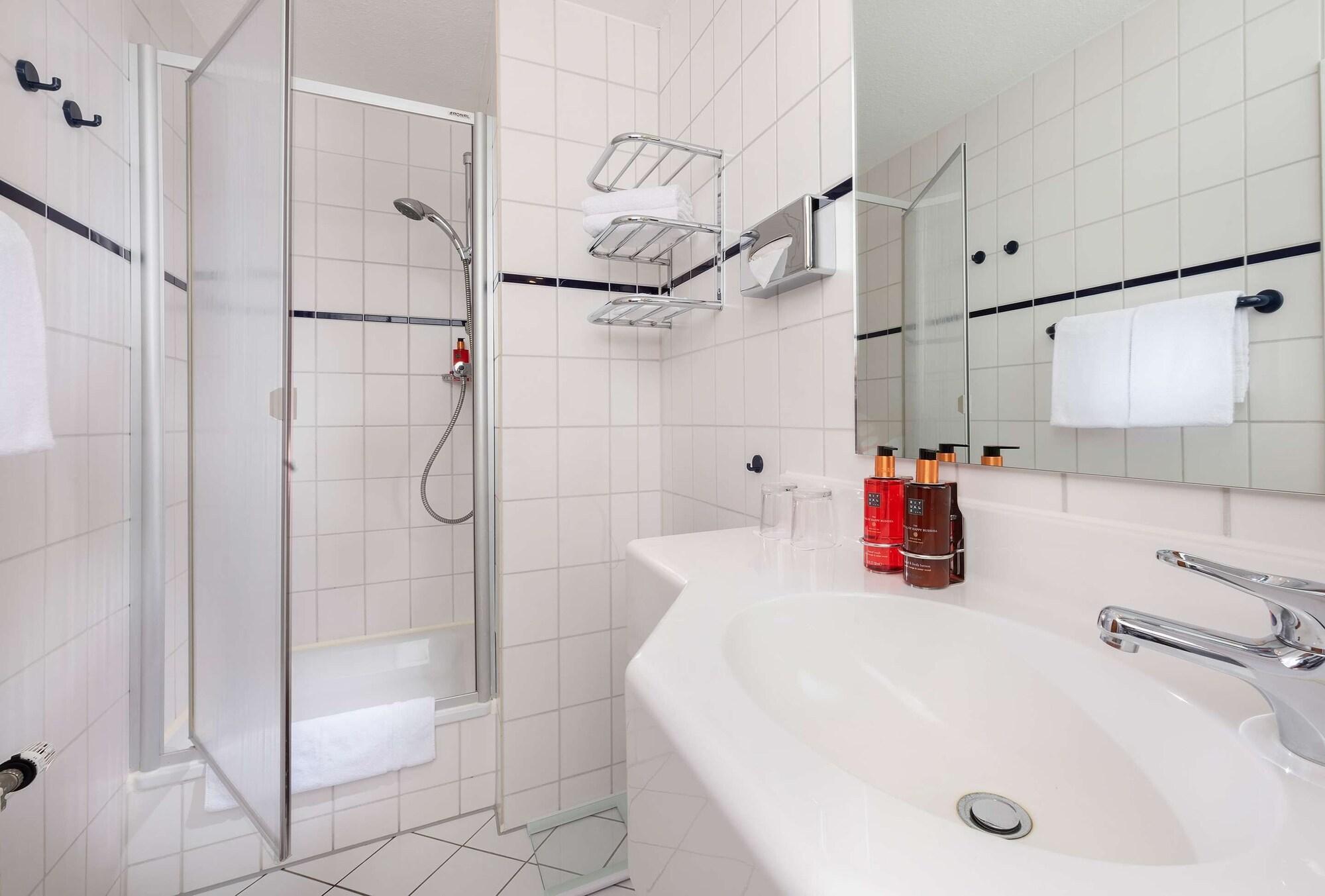Essential By Dorint Essen Hotell Exteriör bild