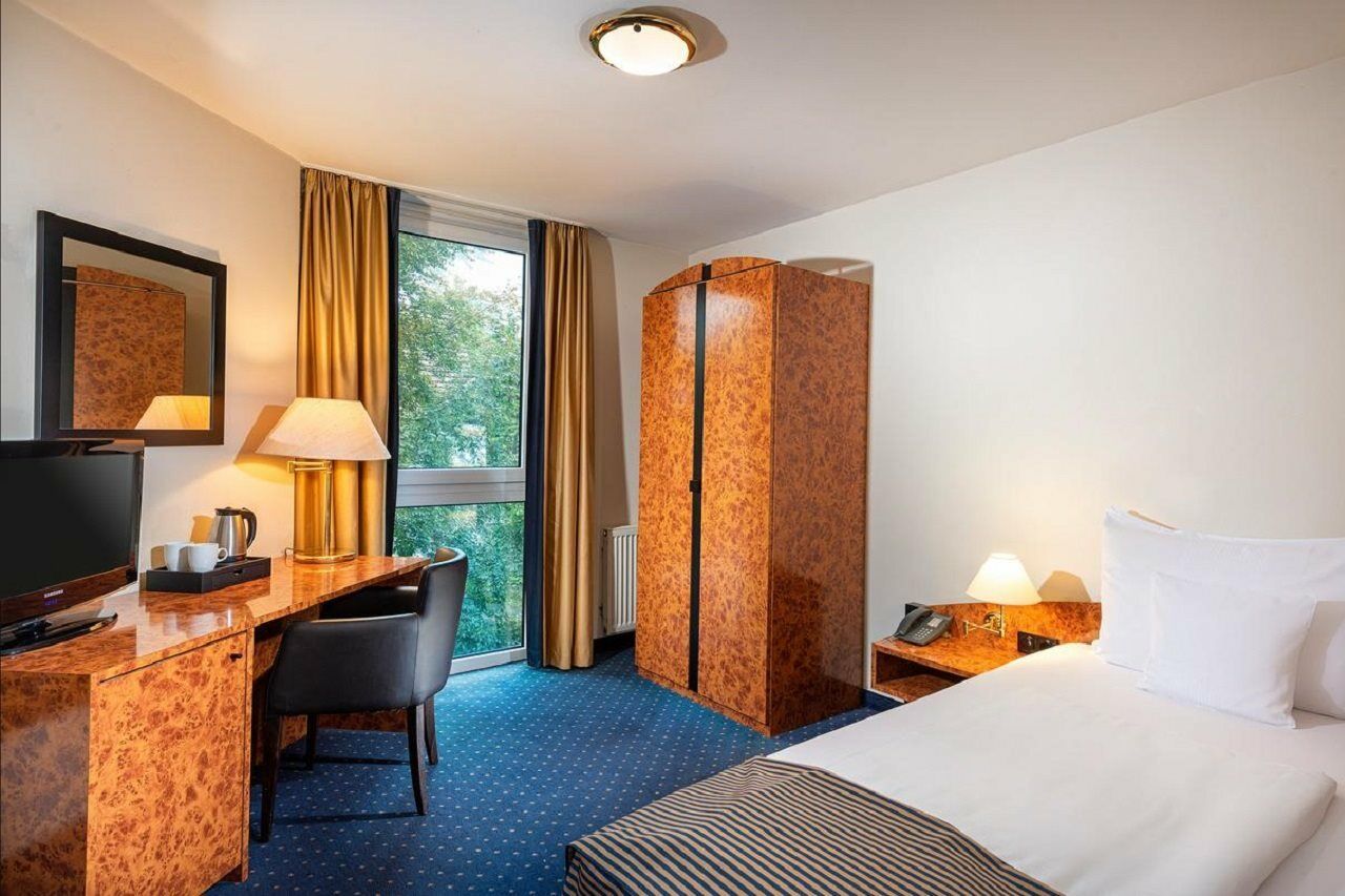 Essential By Dorint Essen Hotell Exteriör bild