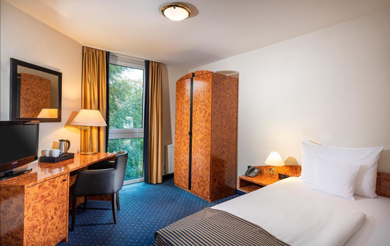 Essential By Dorint Essen Hotell Exteriör bild